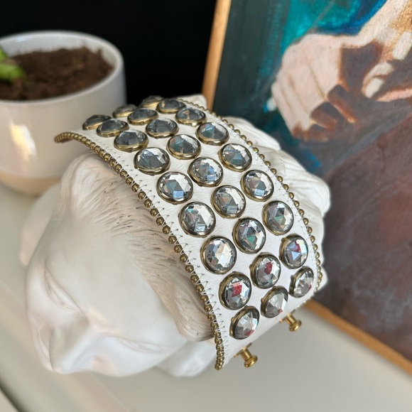 Betsey Johnson Gold and White Bracelet - Picture 2 of 15